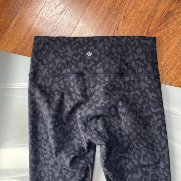 Lululemon I 10 - Picture 6 of 12